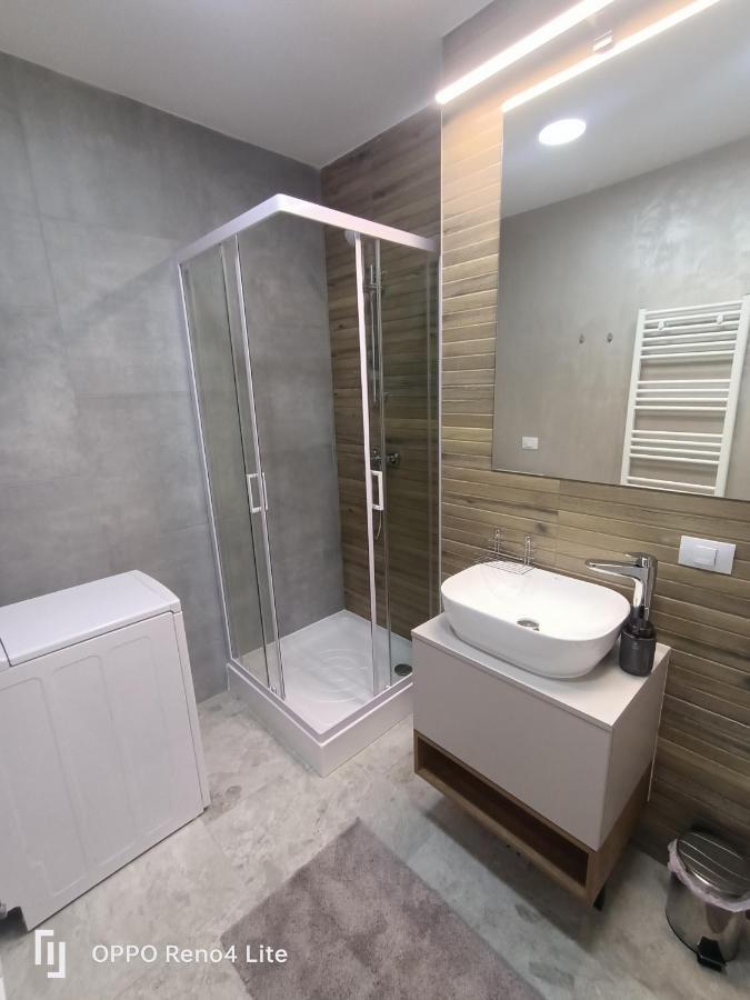 D&N Relax Apartment Braşov Exteriör bild